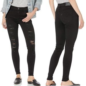 LEVI’S Distressed 720 High Rise Super Skinny Jeans
